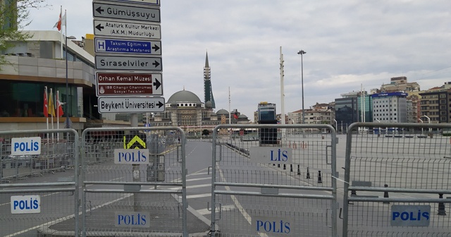 Giriş çıkışları kapatılan Taksim’de yoğun güvenlik önlemi