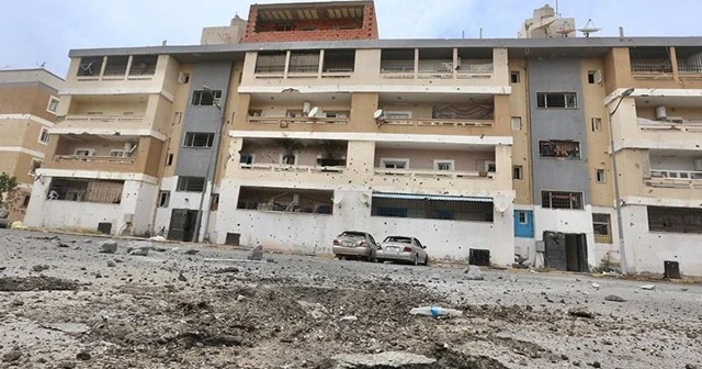Hafter milislerinin Libya'nın başkenti Trablus’a roketli saldırısında 5 sivil öldü