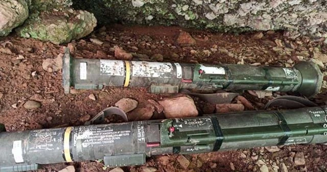 Hakkari&#039;de PKK&#039;lı teröristlere ait silah ve mühimmat ele geçirildi