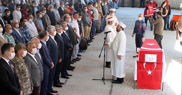 Hataylı şehit son yolculuğuna uğurlandı