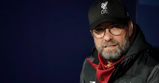Klopp, sosyal mesafeye uyulduğu sürece futbolcuların güvende olacağına inanıyor