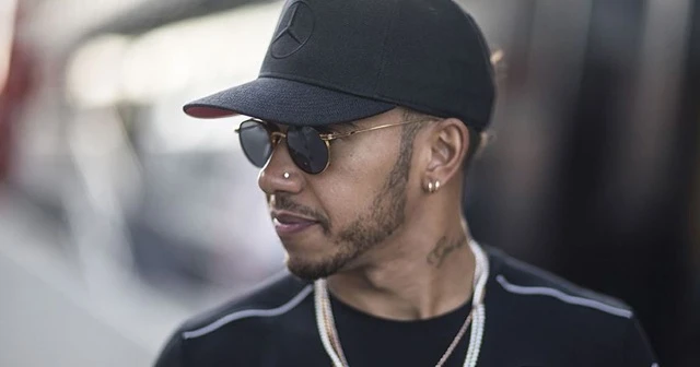 Lewis Hamilton, Birleşik Krallık'ın en zengin sporcusu oldu