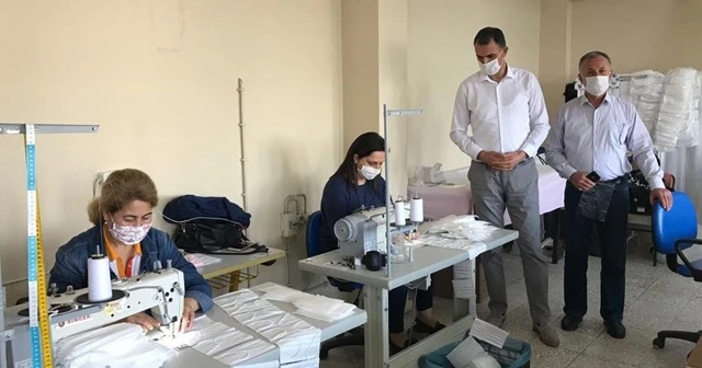 LGS'ye girecek öğrenciler için maske üretiliyor