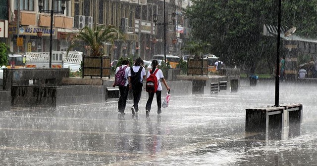 Meteorolojiden 5 il için sağanak uyarısı