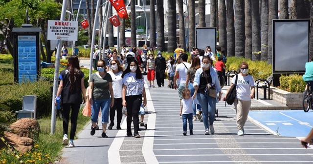 Muğla&#039;da tüm alanlarda maske kullanımı zorunlu oldu