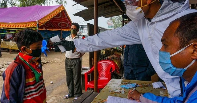 Nepal'de Kovid-19 nedeniyle ilk ölüm görüldü