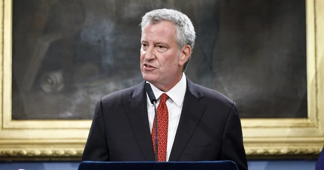 New York Belediye Başkanı Blasio: Parklarda kapasite sınırlı olacak