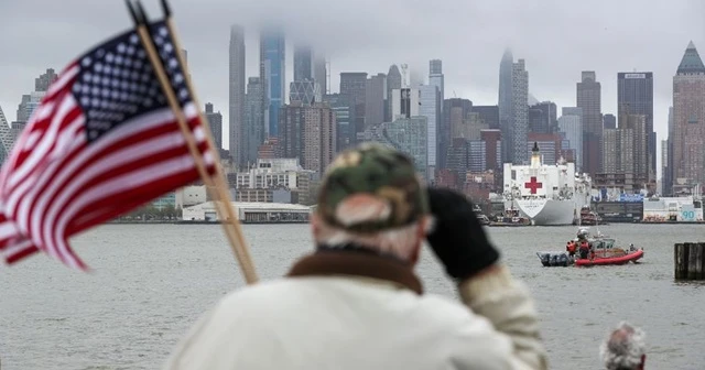 New York&#039;taki bakımevlerinde kaydedilmemiş 1700 Kovid-19 kaynaklı ölüm belirlendi