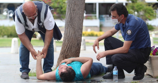 Polis, düşüp başını kaldırma çarpan genç için seferber oldu