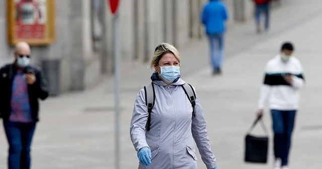 Rusya'da Kovid-19 vaka sayısı 281 bini geçti