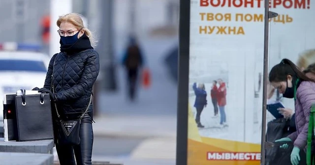 Rusya'da Kovid-19 vaka sayısı 350 bini aştı