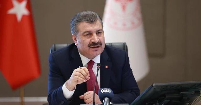 Sağlık Bakanı Fahrettin Koca'dan videolu 'Hemşireler Günü' paylaşımı