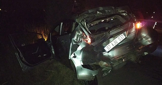 Sakarya'da süt tankeri ile otomobil çarpıştı: 3 yaralı