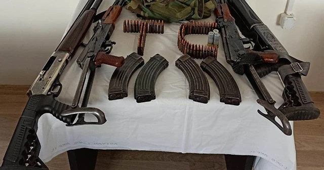 Şanlıurfa’da silah ve uyuşturucu operasyonunda 14 gözaltı