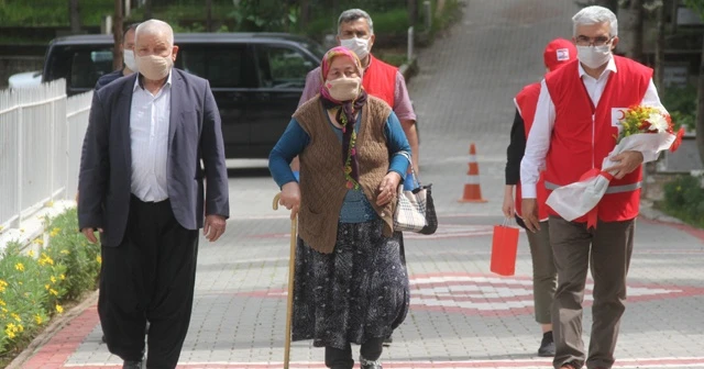 Şehit annesi oğluna aylar sonra kavuştu
