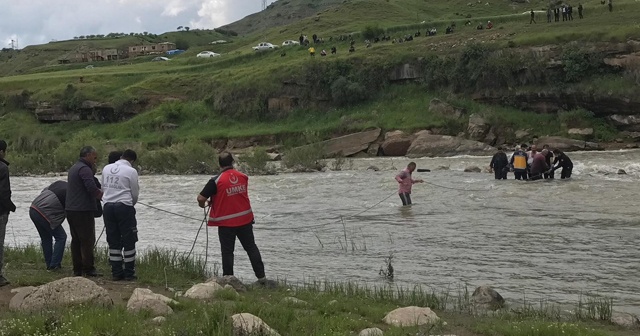 Siirt’te Botan Çay’ına giren 17 yaşındaki genç boğuldu