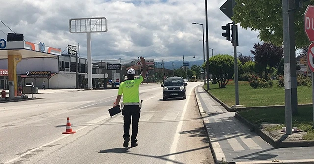 Sokağa çıkma kısıtlamasına uymayanlara ceza yağdı