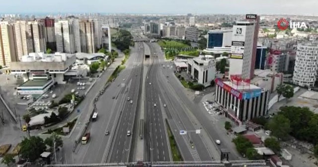 Sokağa çıkma kısıtlamasının ilk gününde yollar boş kaldı