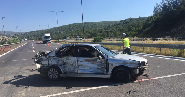 Tarsus&#039;ta trafik kazası: 1 ölü, 4 yaralı