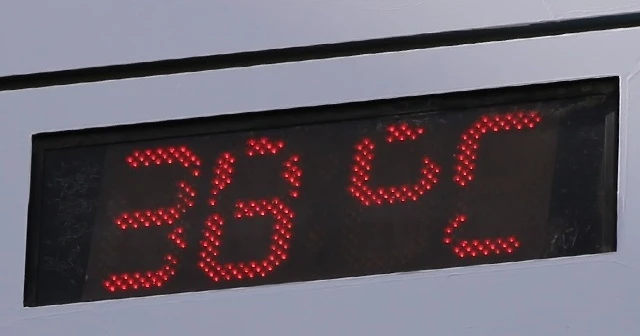 Termometreler 38 dereceyi gösterdi
