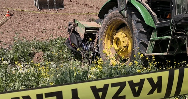 Traktörü temizlemek isterken canından oldu