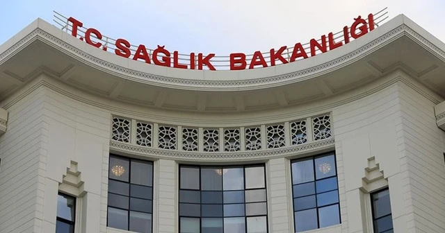 Türkiye’de koronavirüs nedeniyle son 24 saatte 53 kişi hayatını kaybetti