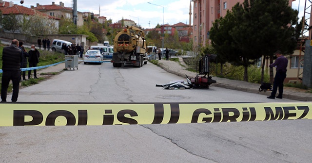 Vidanjörün altında kalan motosiklet sürücüsü hayatını kaybetti