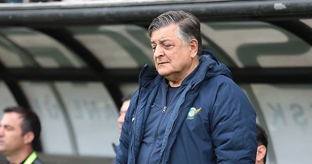 Akhisarspor'da 12 kişinin test sonucu pozitif