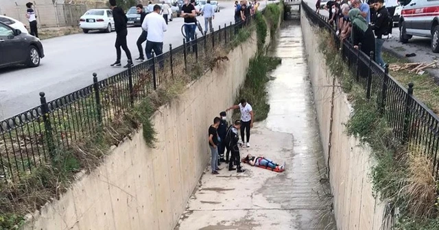 Amasya'da köpeklerden kaçarken su kanalına düşen genç kız yaralandı