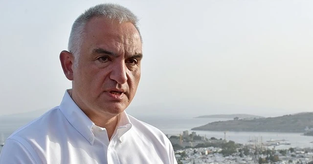 Bakan Ersoy'dan turizm sezonu açıklaması