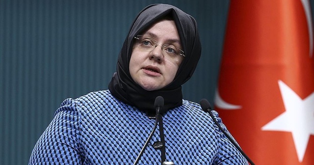 Bakan Zehra Zümrüt Selçuk: &quot;Geri ödeme listesinde 8 bin 610 ilacımız var&quot;