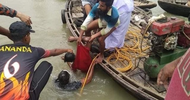 Bangladeş’te feribot battı: Çok sayıda ölü var