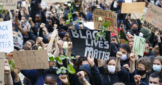 Belçika’da ırkçılık ve polis şiddeti protesto edildi