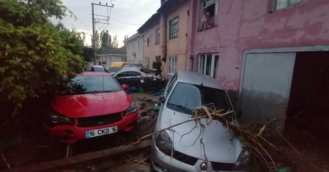 Bursa’da sağanak yağış sele neden oldu