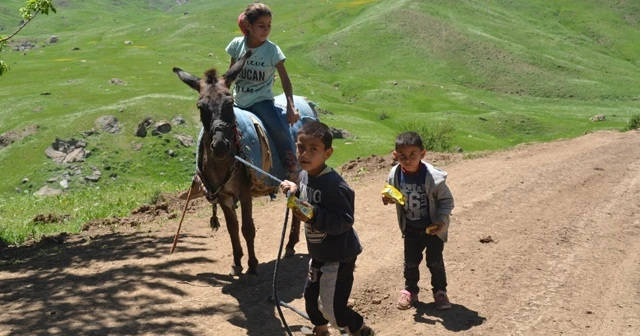 Çatışma sesleri yerini çocuk seslerine bıraktı