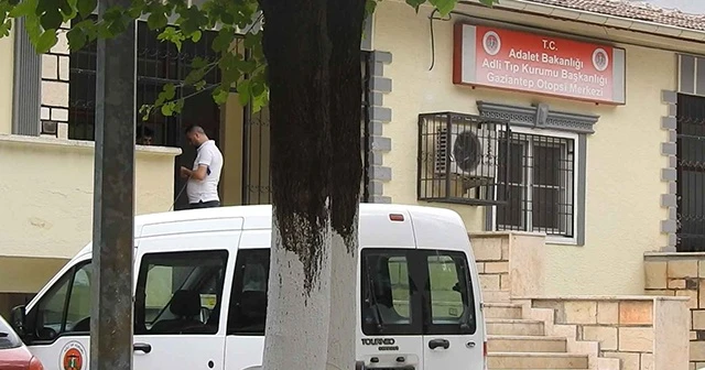 Define için kazdığı çukura düşen kişi öldü