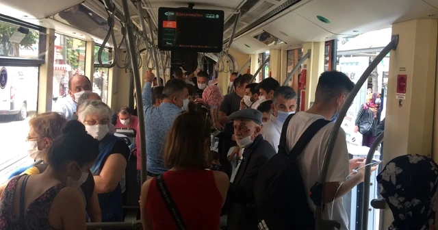 Eskişehir’de sosyal mesafesiz yolculuk