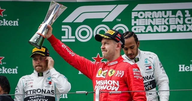 Ferrari&#039;den ayrılmaya hazırlanan Vettel&#039;e açık kapı