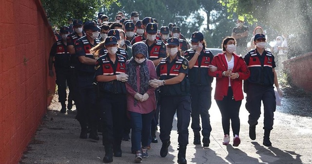 FETÖ operasyonunda yakalanan 25 şüpheli adliyede