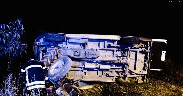 Gemlik’te traktör ile minibüs çarpıştı: 2'si çocuk 6 yaralı