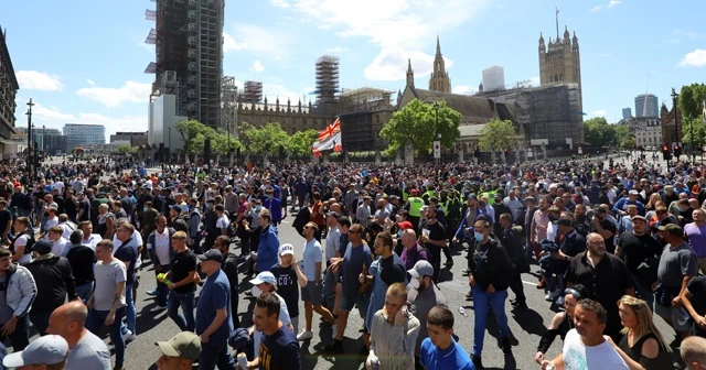 İngiltere'de protestocuların hedefinde 'Churchill' var