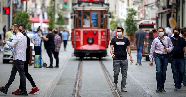 İstanbul’da maske takmamanın cezası 900 lira