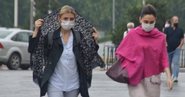 İstanbul’da yağmur etkili oluyor