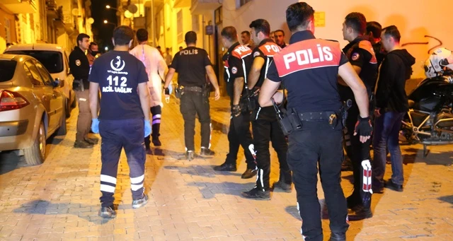 Kocasının boğazını kestiği 3 çocuk annesi hayatını kaybetti