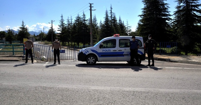 Konya'da bir mahalleye korona virüs karantinası