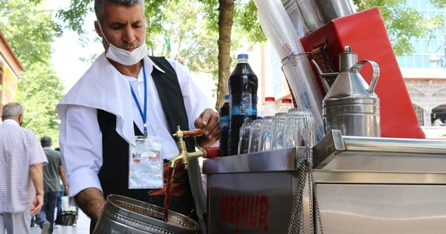 Koronavirüs Diyarbakır&#039;da meyan kökü satışını da vurdu