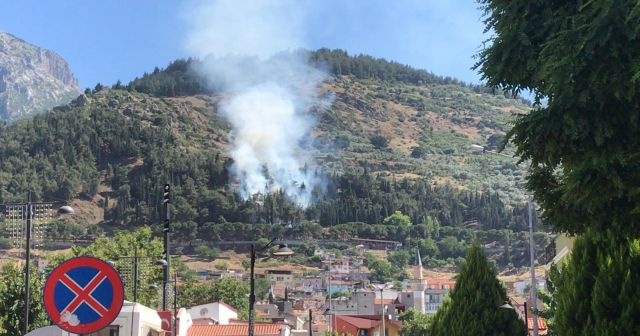 Manisa Spil Dağı'nda çıkan yangın kontrol altına alındı