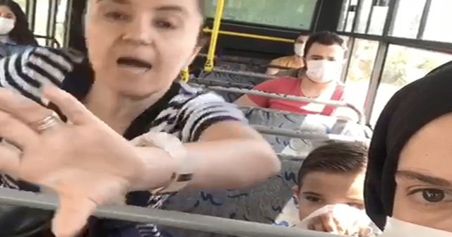 Maske takmayan kadın kendisine tepki gösteren vatandaşa saldırdı
