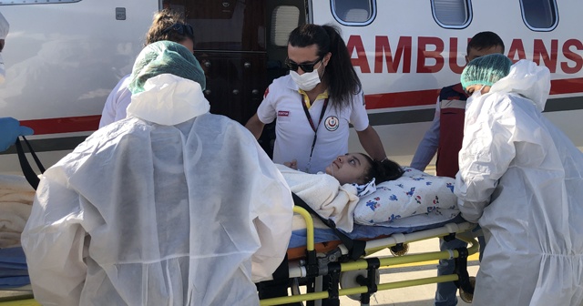 Minik Nihal, ambulans uçakla Türkiye’ye getirildi