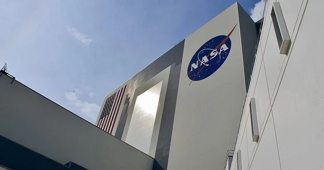 NASA merkezine ilk siyahi kadın mühendisinin ismi veriliyor